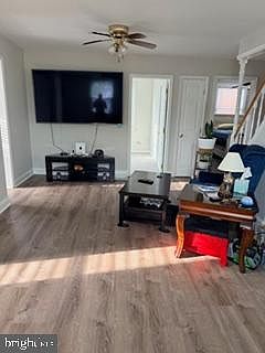 3rd image of 8217 Cornwall Rd