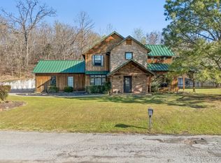 740 Maplebrook Rd, Vinita, OK 74301