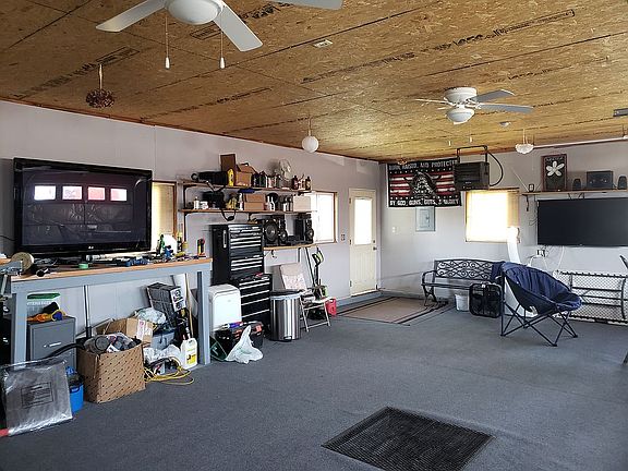 5th image of 336 Empire Ave