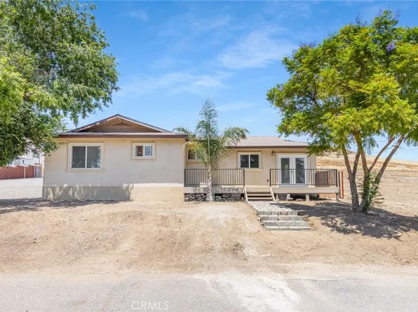 17480 Bromley Ave, Lake Elsinore, CA 92530
