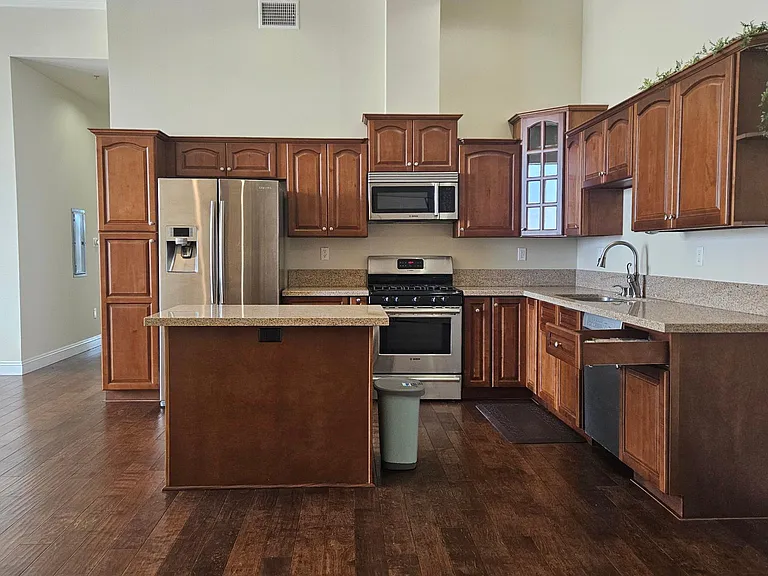 440 S Occidental Blvd #503 — Photo 7