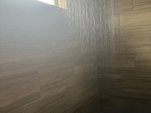 4th image of 9511 Bricewood Oak