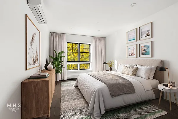 Sold by MNS | media 3