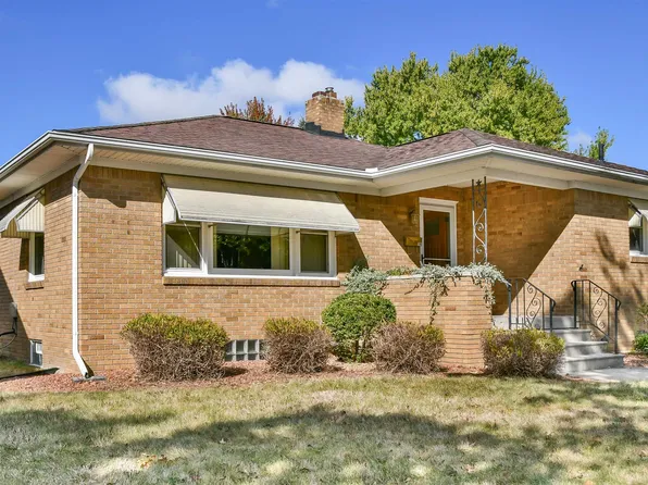 1904 S Jackson St, Bay City, MI 48708