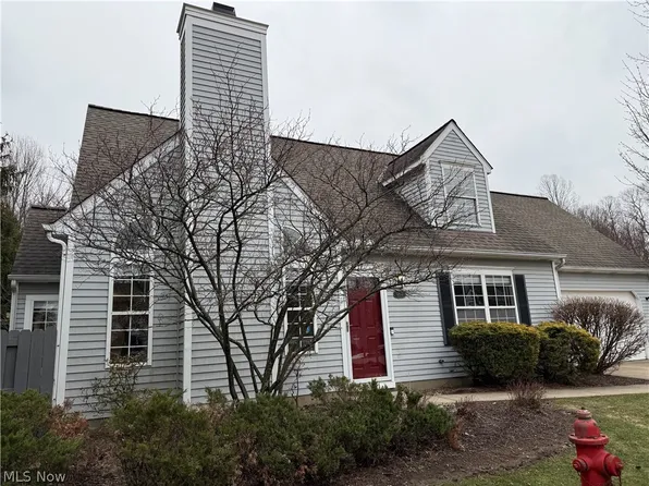 4881 Quarry Ln #59, Richmond Heights, OH 44143