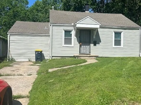 6812 Walrond Ave, Kansas City, MO 64132