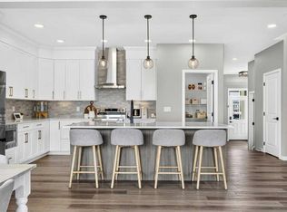 421 S Magnolia Way SE, Calgary, AB T3M3T4