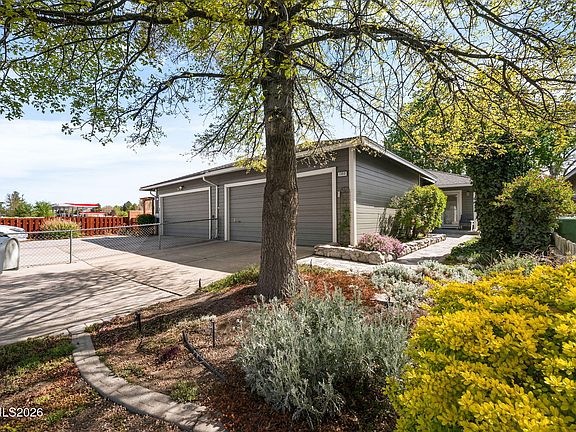 2nd image of 1360 Del Rosa Way