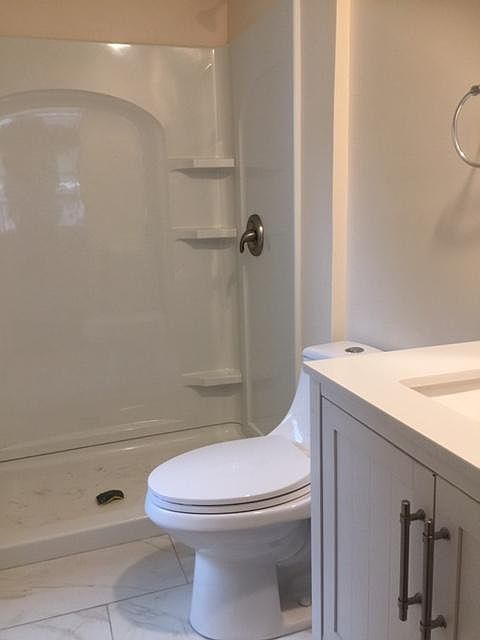 2nd image of 31 York Ave Floor 1
