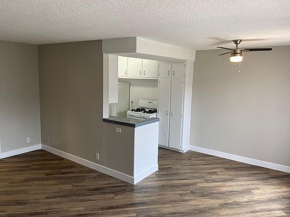 3rd image of 1635 N Hobart Blvd #6