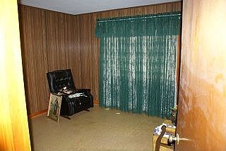 4th image of 1346 Saint Louis Dr