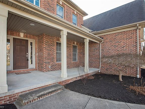 2nd image of 3433 Truxton Pl