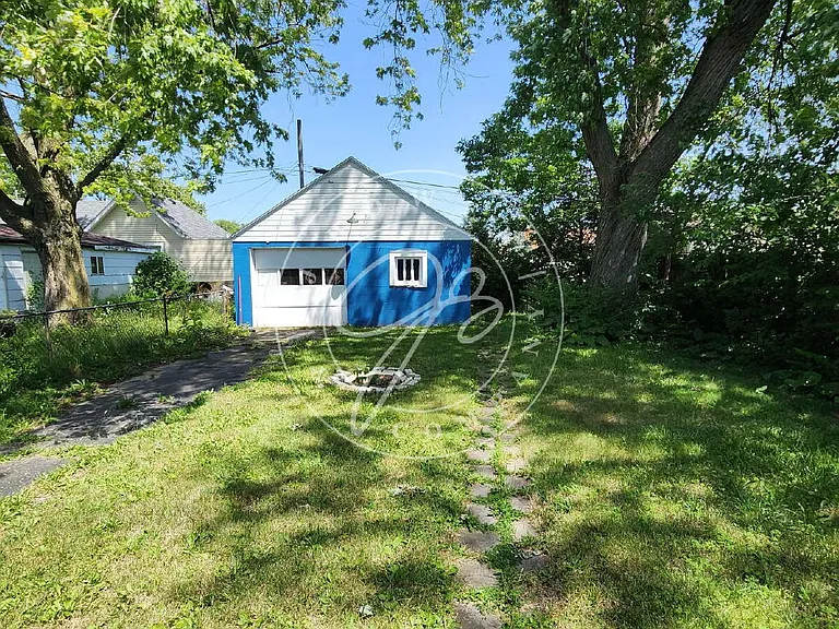 537 Maumee Ave — Photo 18
