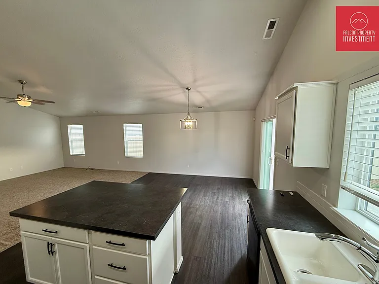 3107 N Moonshadow Ave — Photo 8