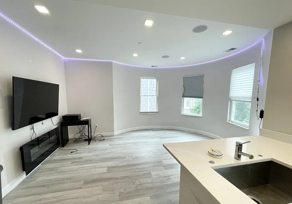 5 bed, 1500 sqft, $9,000 — Photo 2