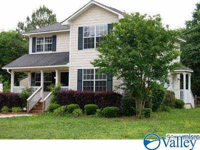108 Lang Rd, Laceys Spring, AL, 35754