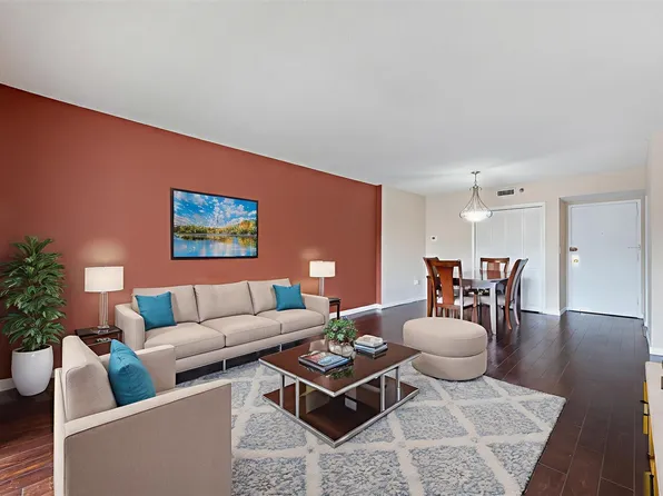 3850 Washington Street #315, Hollywood, FL 33021