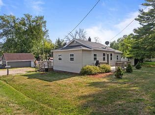130 Walnut St, Omro, WI 54963