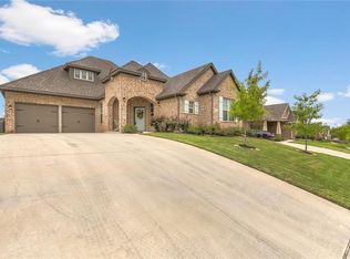 9016 Inwood St, Benbrook, TX 76126