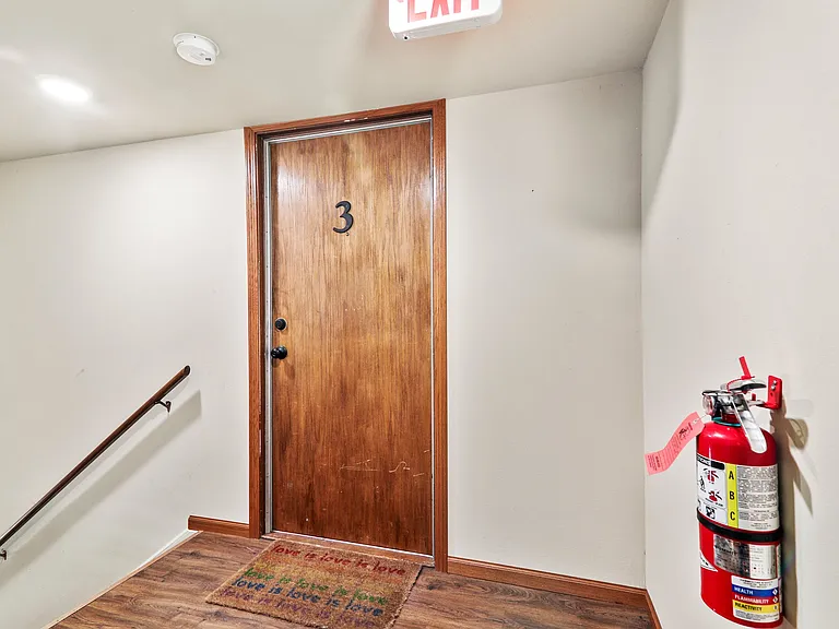 512 S Main St #3 — Photo 6
