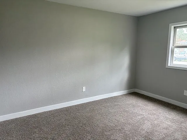 204 Greenwell Dr — Photo 7