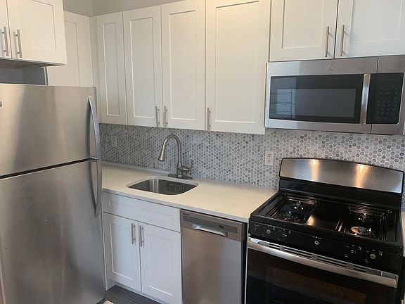 2nd image of 206 W 148th St APT 4N