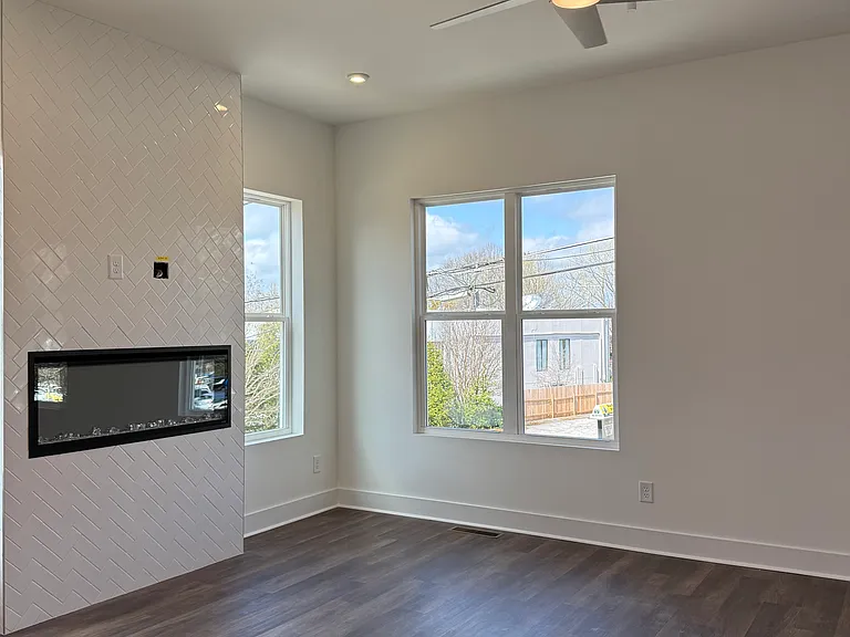 518 Motivation Cir NW — Photo 5