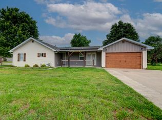 5364 S Cloverdale Ln, Battlefield, MO 65619