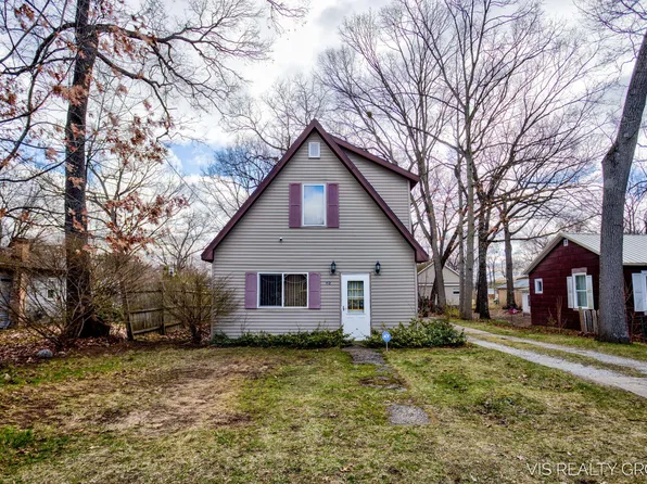 152 S Stewart St, Muskegon, MI 49442