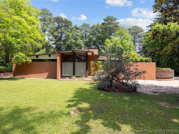1610 Raeford Rd, Fayetteville, NC 28305