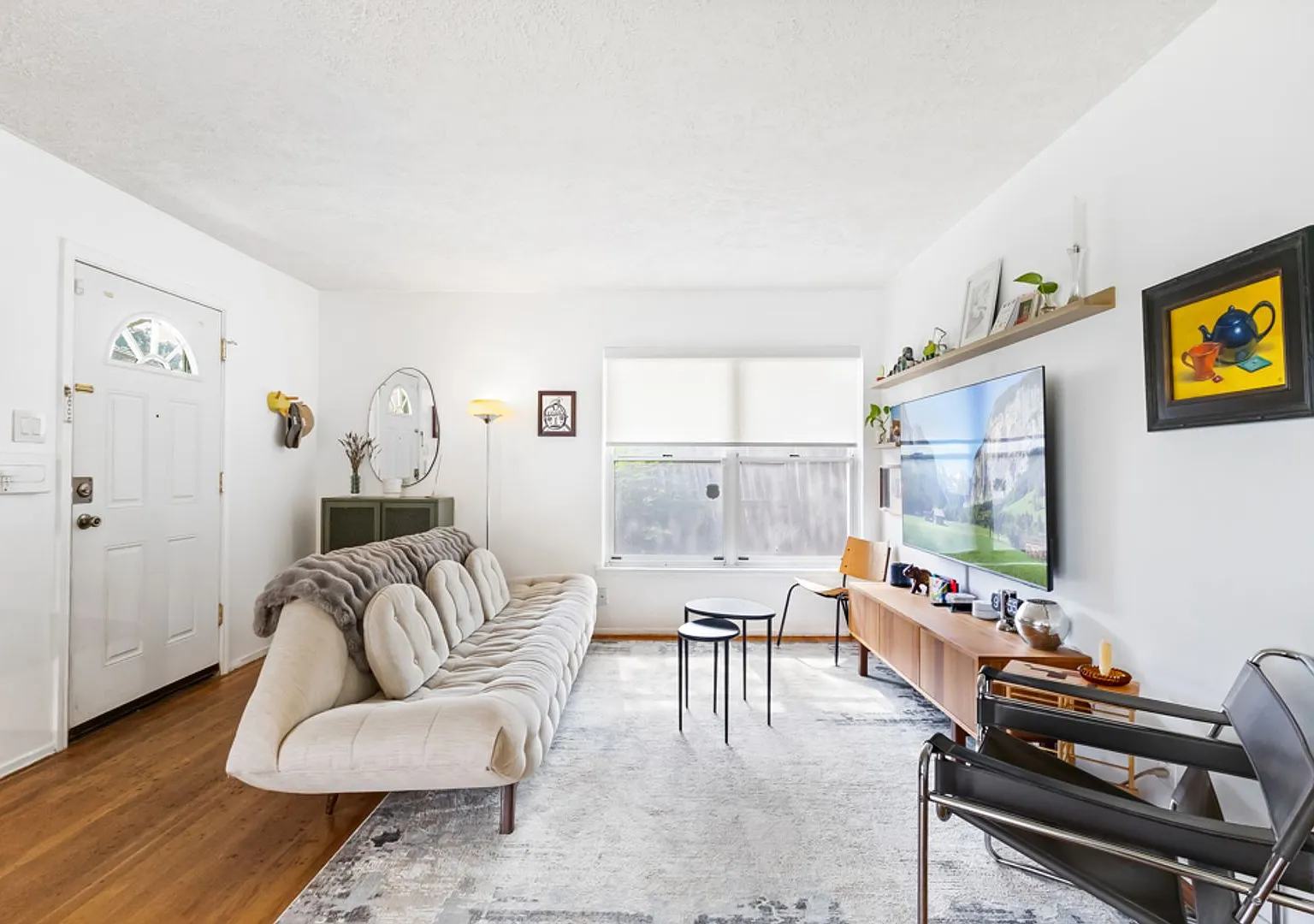 3 Bedroom/1.5 Bath Wilshire Terrace — Photo 4