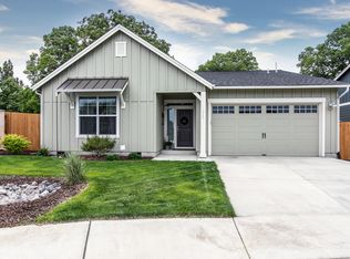 1240 NE Hoover Loop, Bend, OR 97701