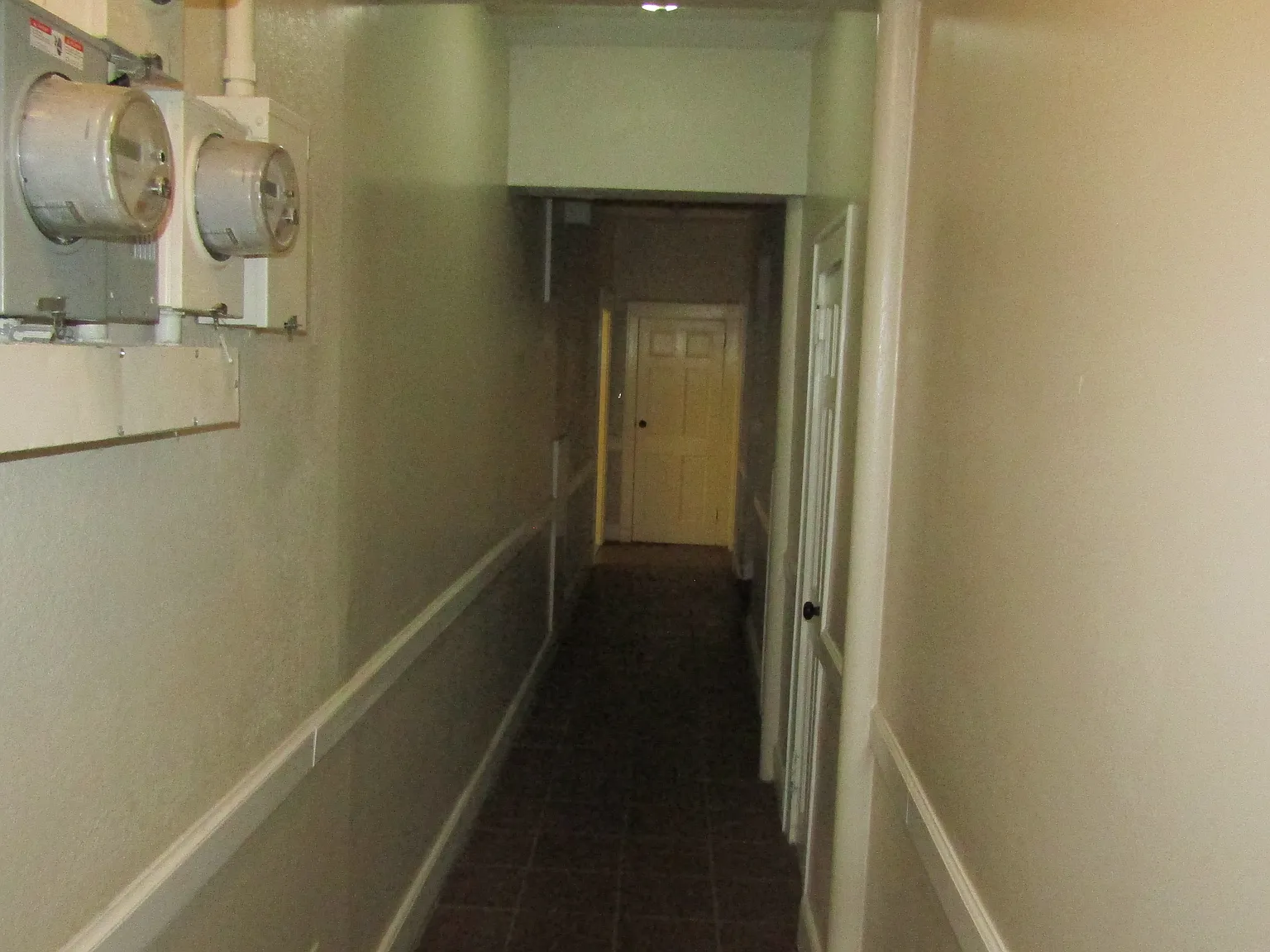 Studio, 600 sqft, $750 — Photo 2