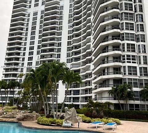 3rd image of 19101 Mystic Pointe Dr APT 204