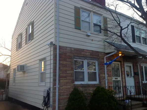 5620 185th St, Fresh Meadows, NY 11365