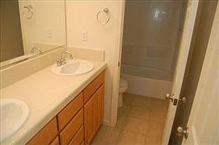 4th image of 224 San Lorenzo St