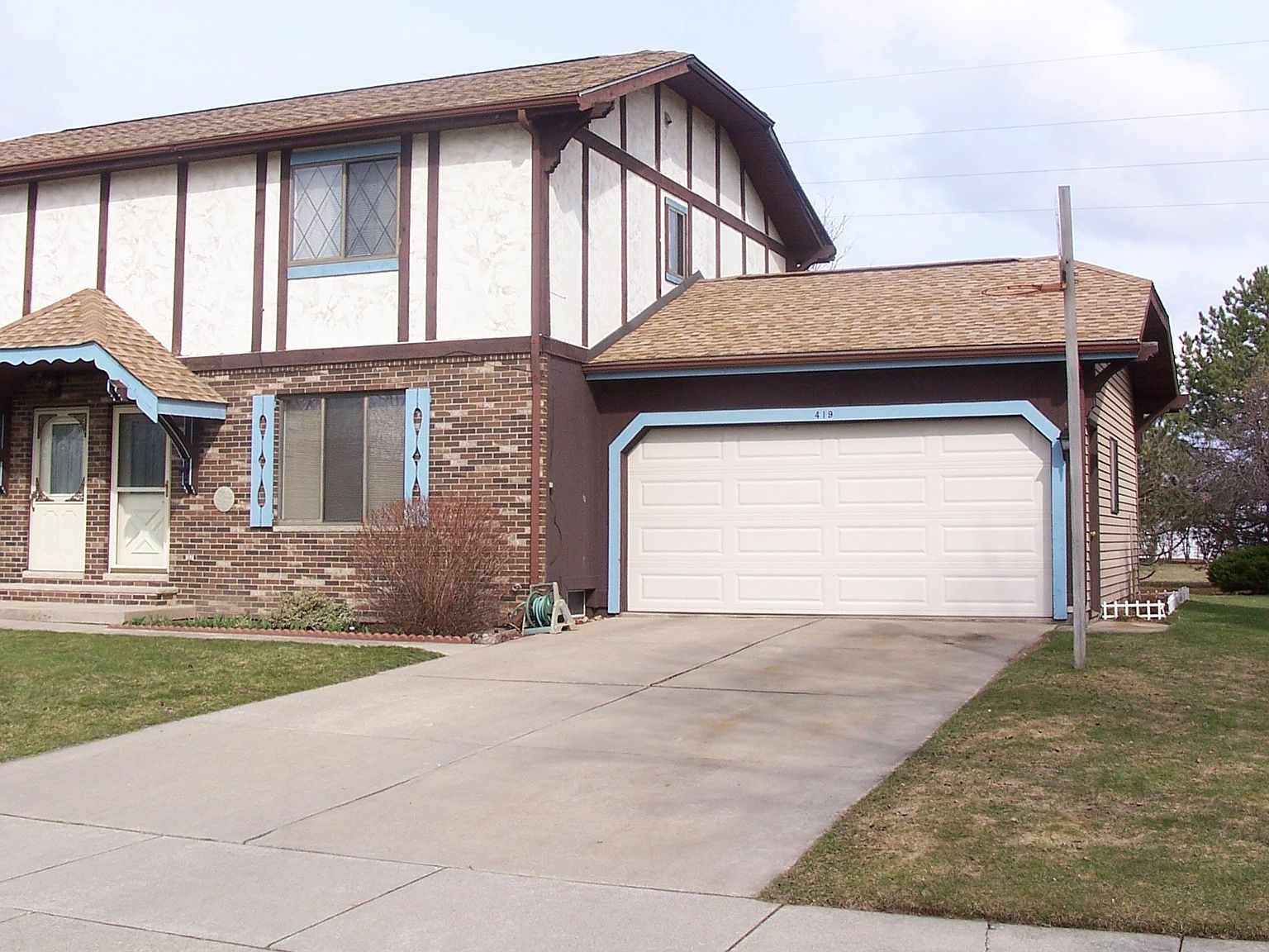 419 Zehnder Dr, Frankenmuth, MI 48734 Zillow