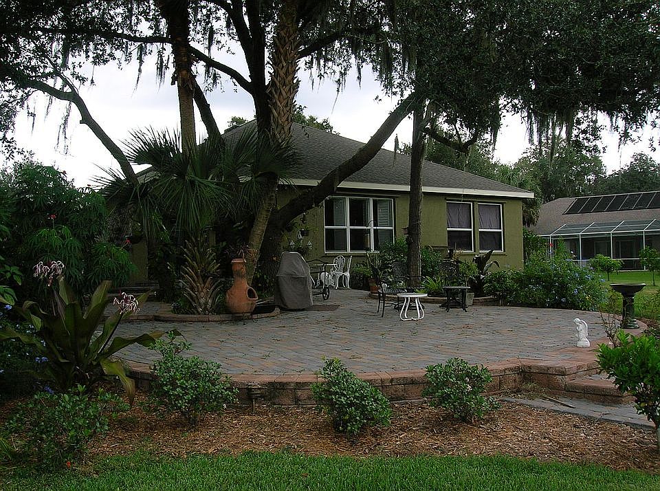 2nd image of 12533 Riverglen Dr