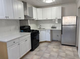 7330 52nd Ct FLOOR 1, Maspeth, NY 11378