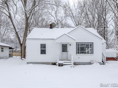 412 E Berrien St, Paw Paw, MI, 49079