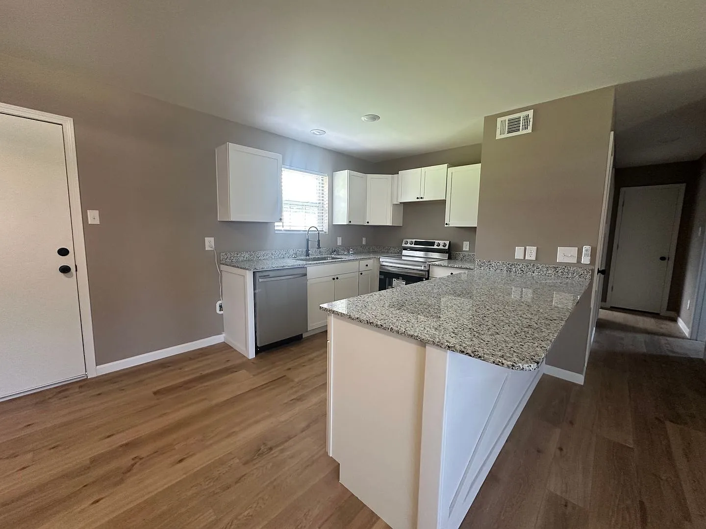 Newly remodoled! — Photo 3
