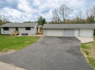 3392 W 3rd Lane, Oxford, WI 53952