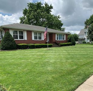 125 W Exchange St, Danvers, IL, 61732