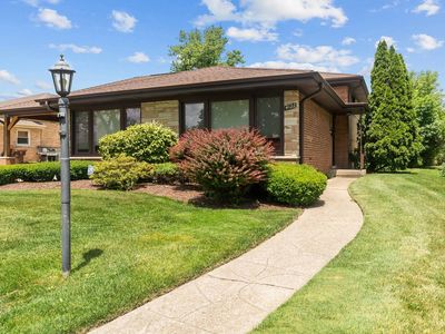 (Undisclosed Address), Skokie, IL, 60076