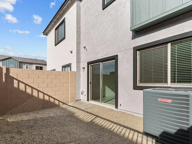 2831 W White Feather Ln — Photo 17