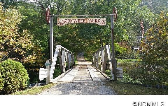 1st image of 118 Wagon Wheel Way