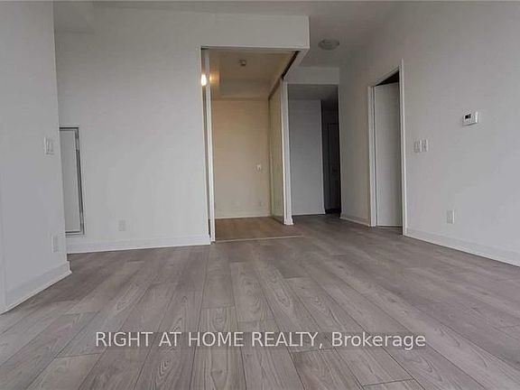 5th image of 120 Parliament St #1308