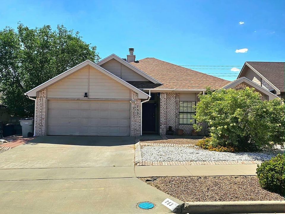 1st image of 753 Martha Gale Dr