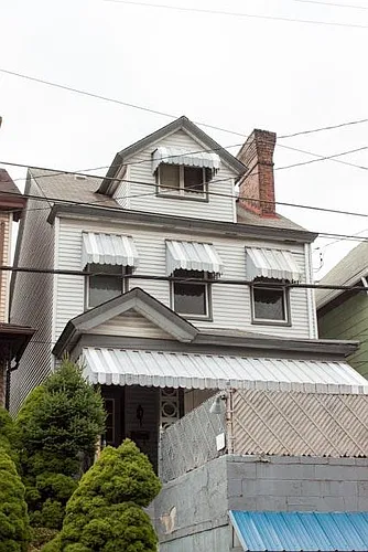 3261 Parkview Ave Photo 1