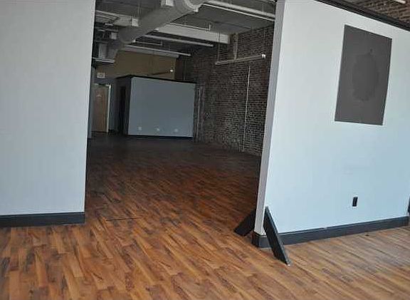 5th image of 1421 Market St